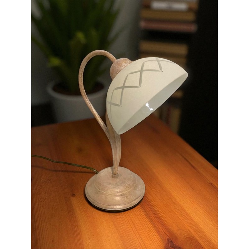 Lampade per comodini camera da letto classica