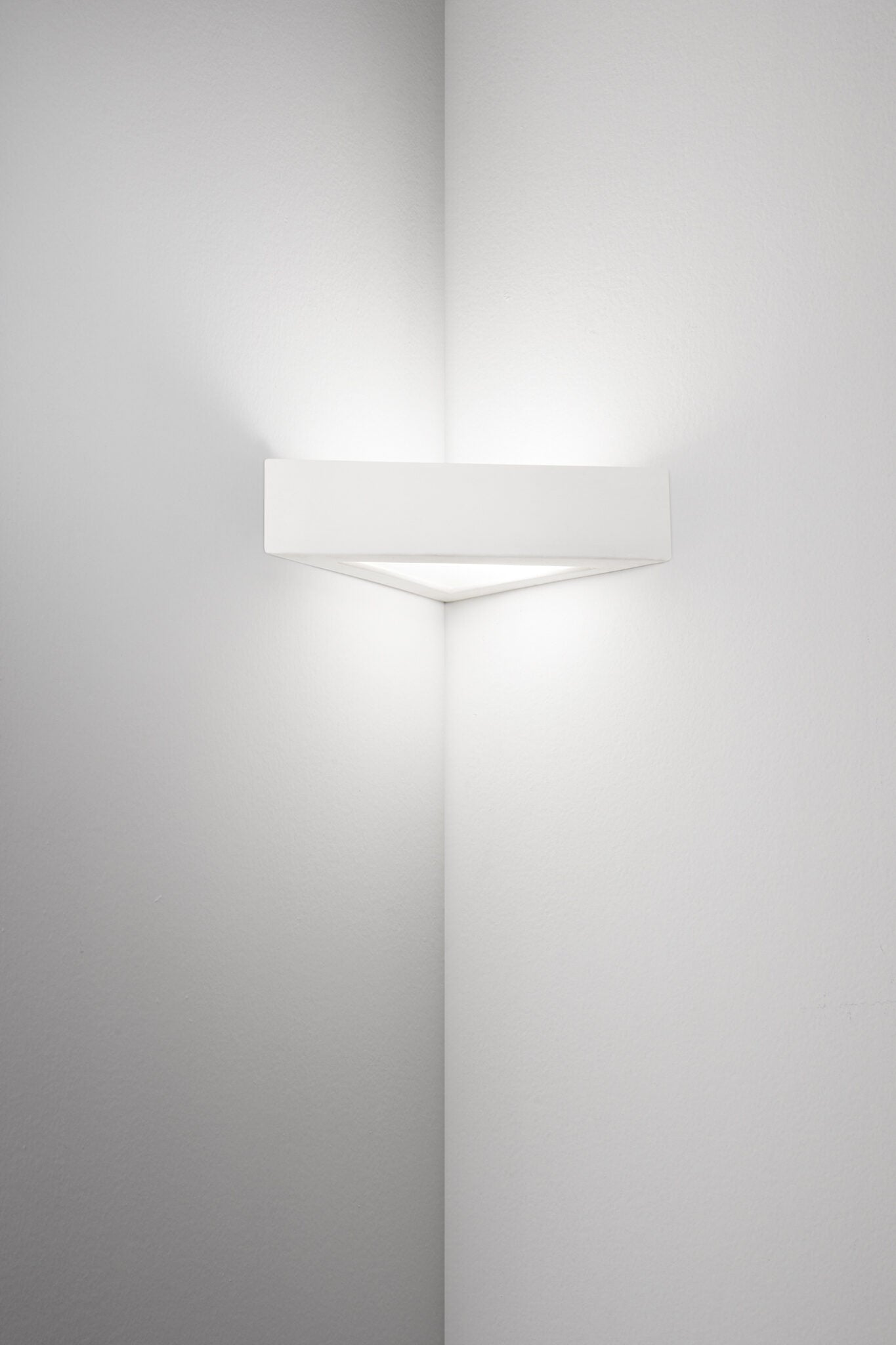 Applique Lampada da Parete Angolare Ceramica Bianco Tinteggiabile E27 622 Diamant Lux