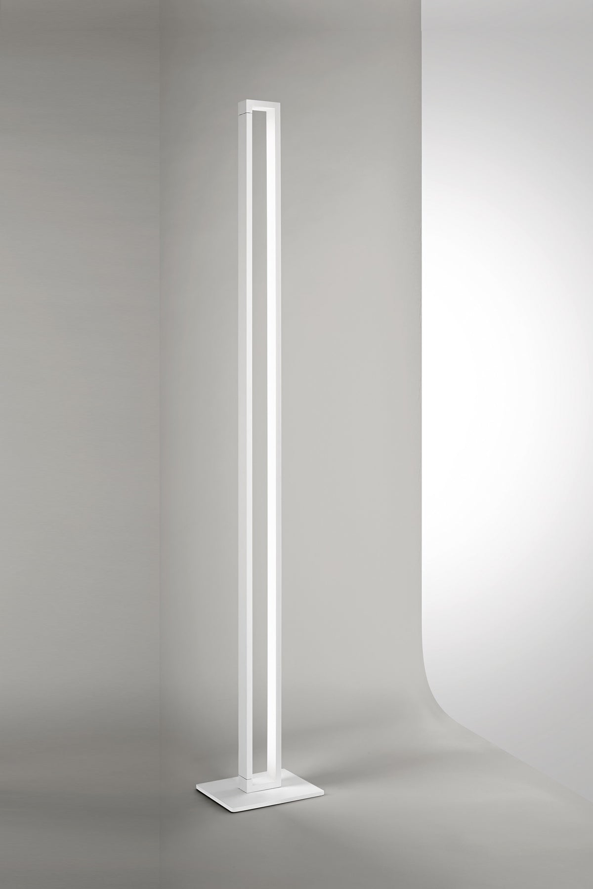 Piantana LED Perenz Sway 6633 bianca dimmerabile orientabile