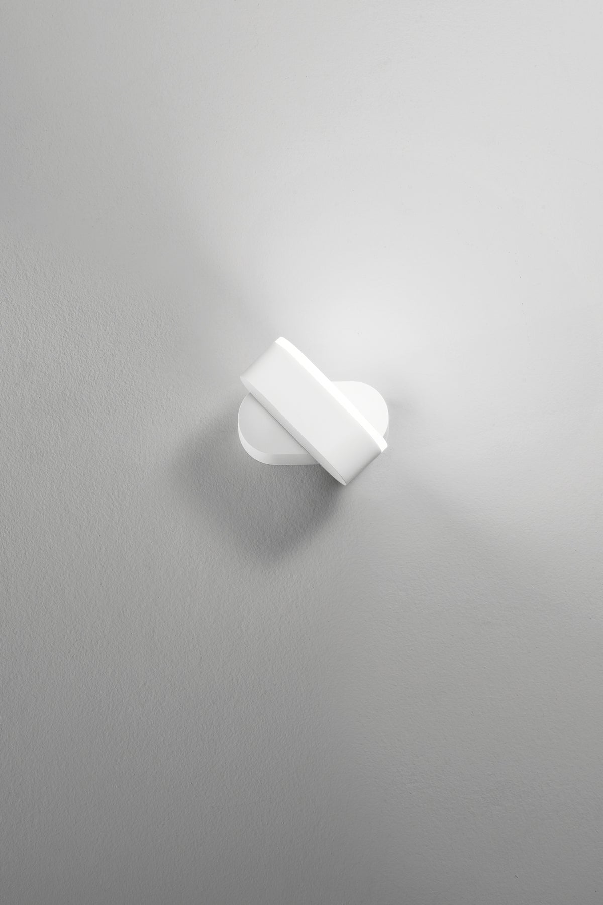 Applique LED Perenz Candy 6922 bianca IP54 orientabile