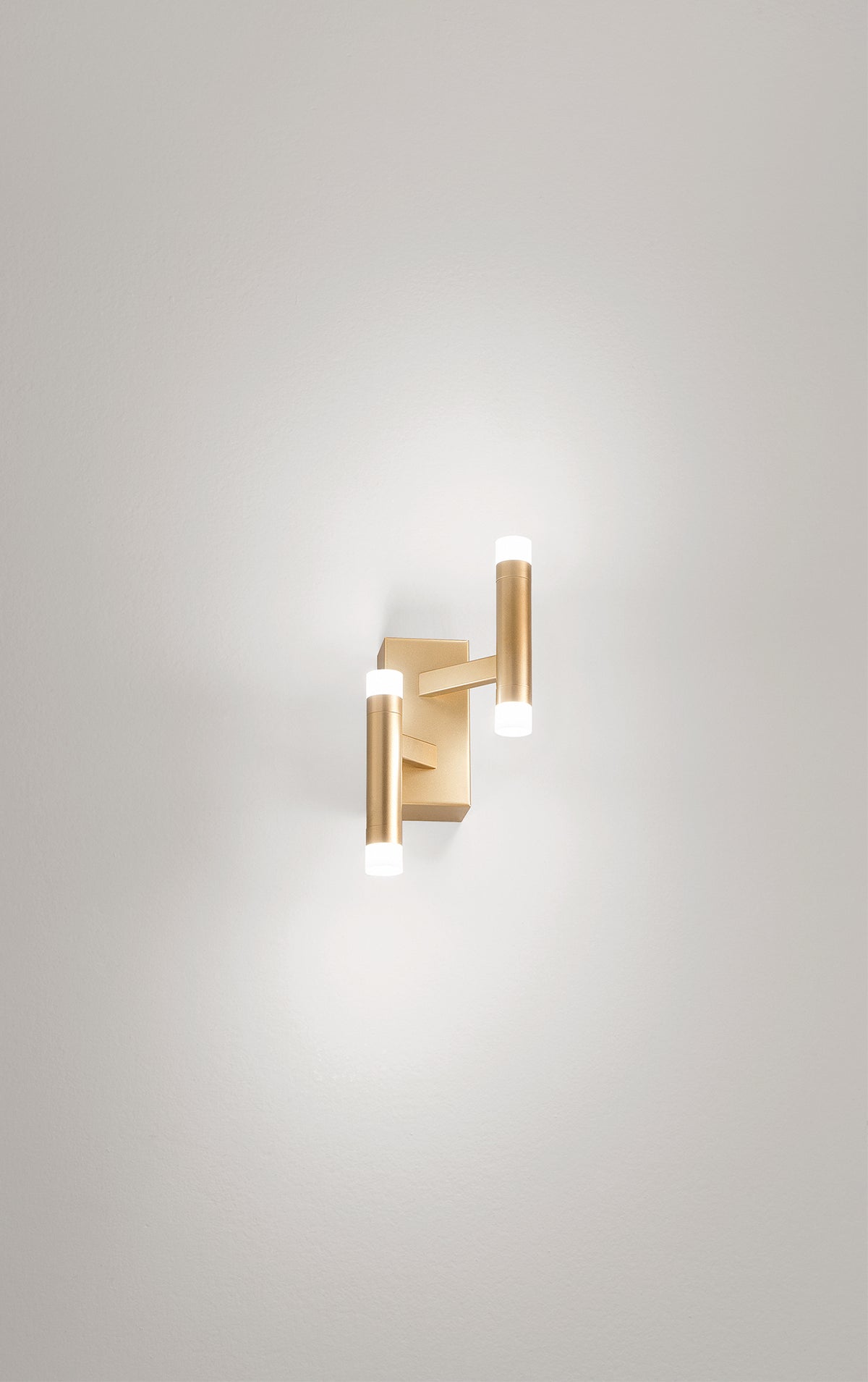 Applique LED Dimmerabile Biemissione 12W Bianca o Oro Perenz Candles 8272 OR LC Oro