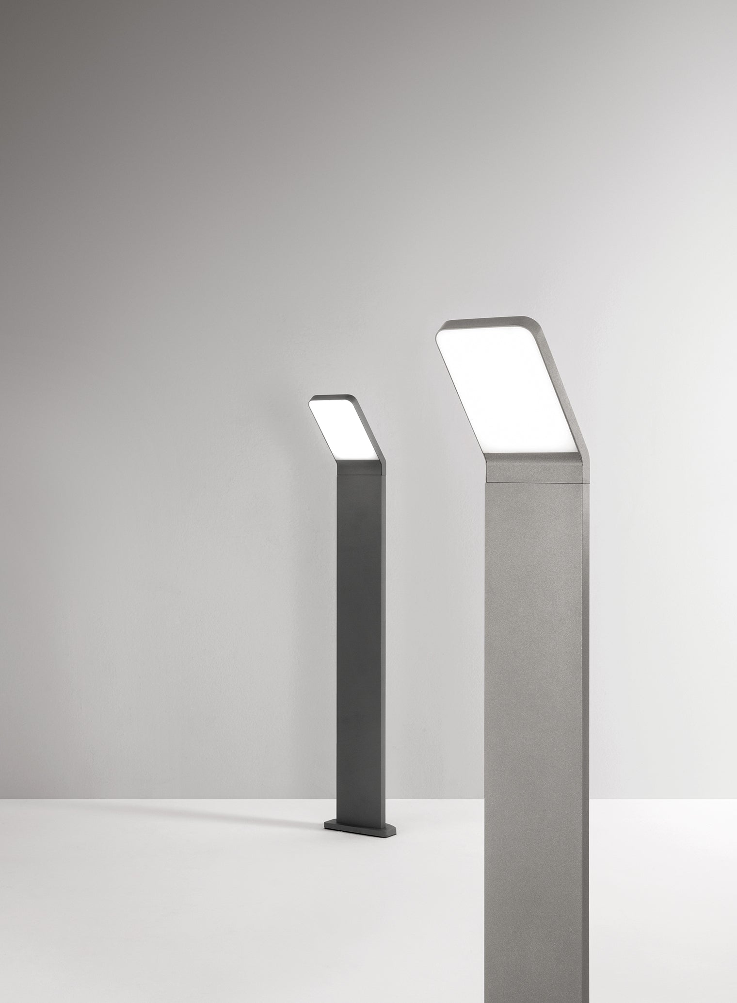 Paletto Perenz Path 8340 Antracite