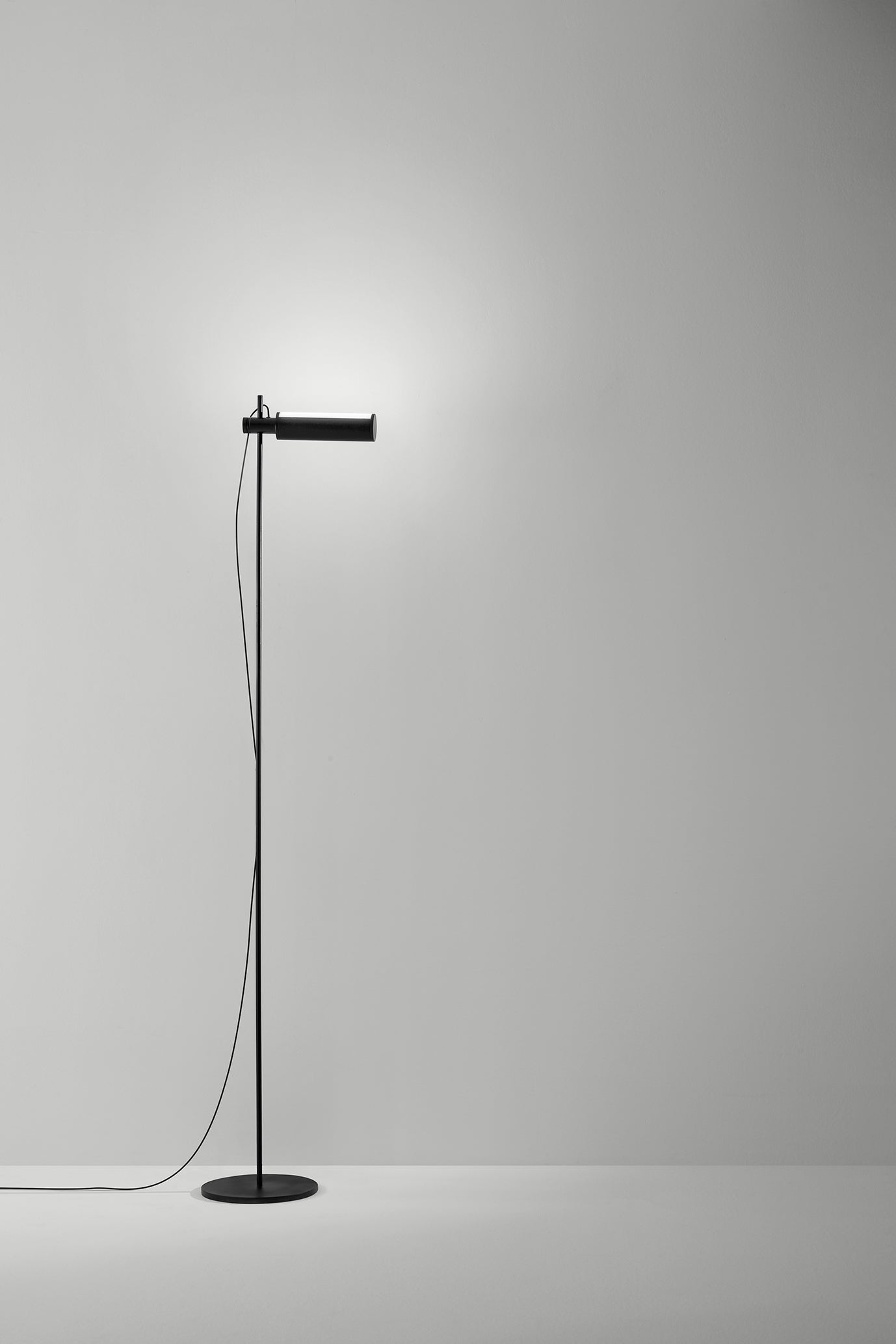 Piantana Perenz Ultima 8576 Nero