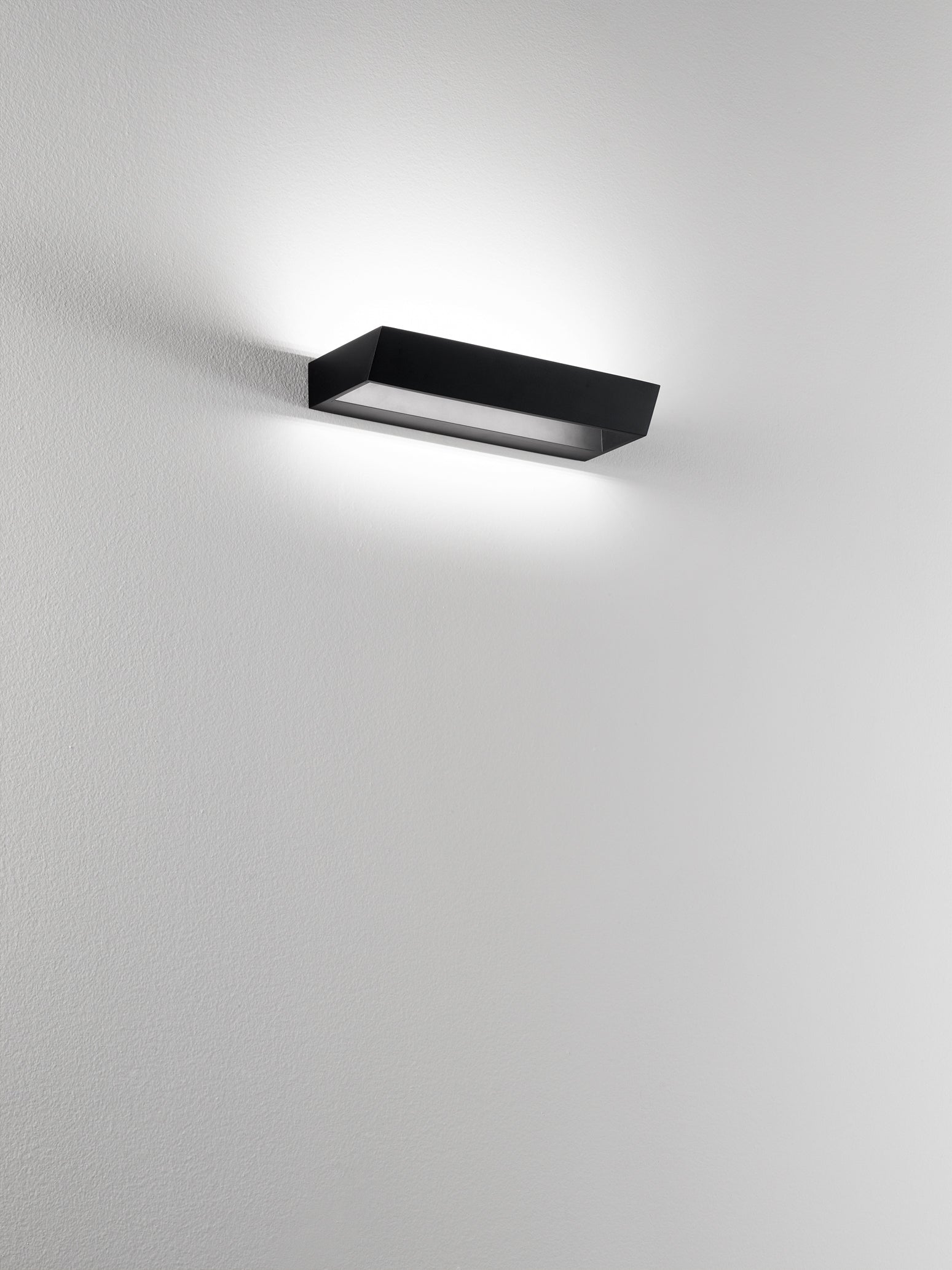 Applique da Parete Isyluce Edge Media 956/956B/956BN LED 30W