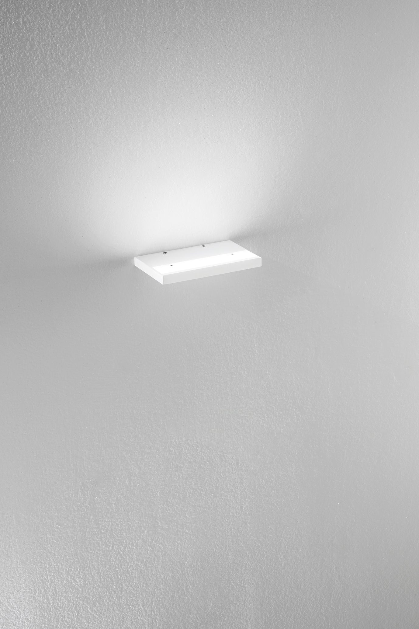 Applique da Parete Isyluce Plate Piccola 960/960B LED 12W CCT