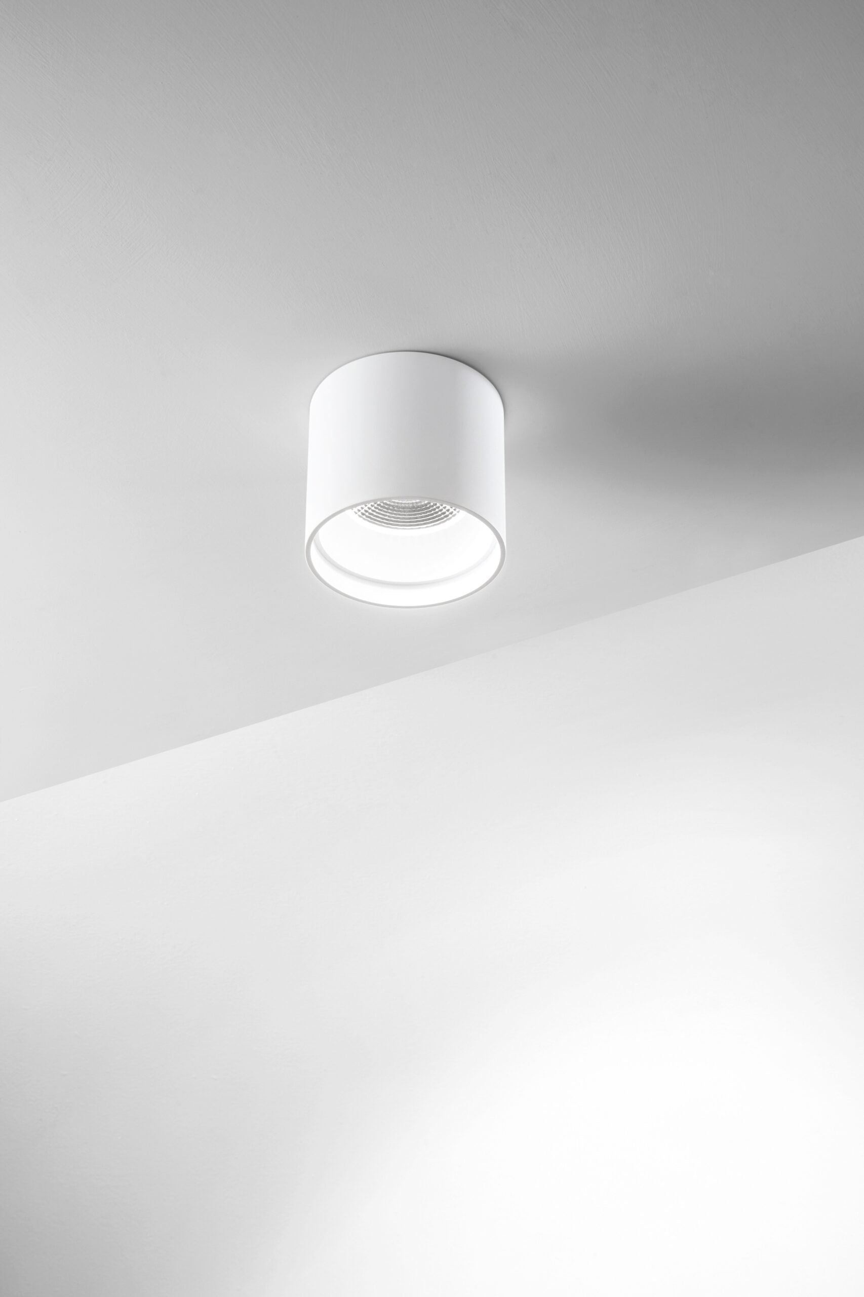 Plafone Isyluce Focus 130 967/967B LED COB 20W 3000K