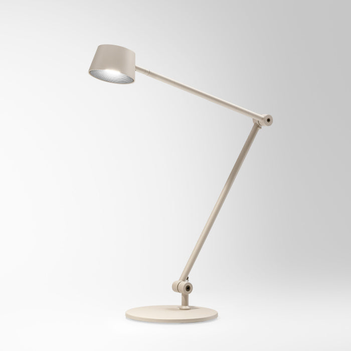 Lampada da Scrivania LED Orientabile Dimmerabile Gea Luce EFIRA L