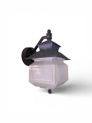 Lanterna da parete per esterno classica in alluminio antracite Surya 20210 L4