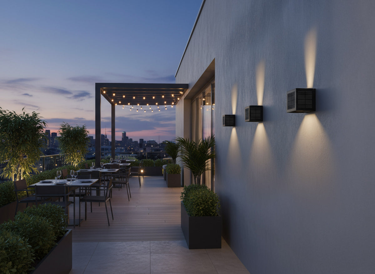 Applique solare da esterno installata a parete - Bot Lighting MARBELLA10SUN