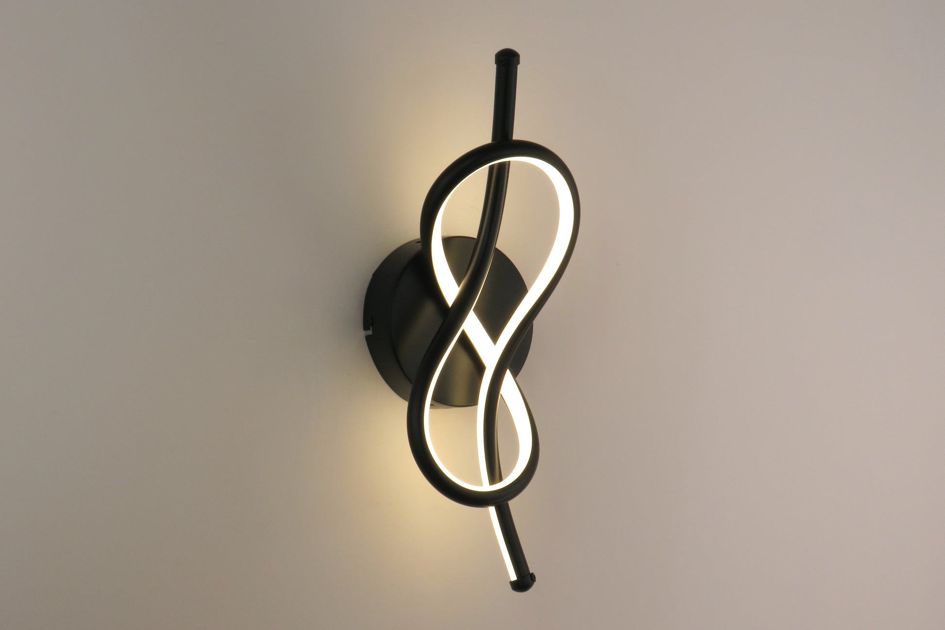 applique design moderno led nodo otto SAVOIA A NERO DIAMANTLUX