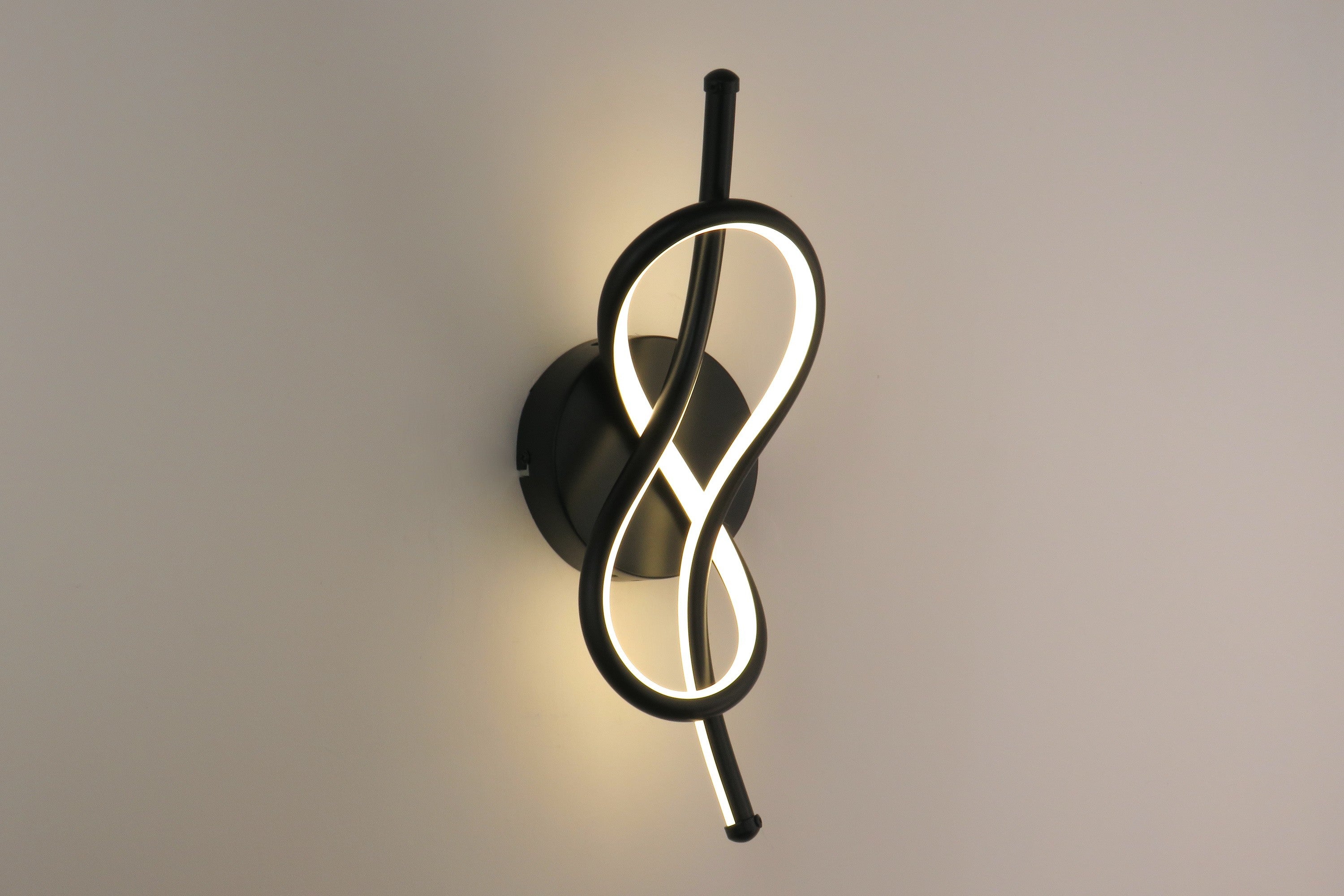 applique design moderno led nodo otto SAVOIA A NERO DIAMANTLUX