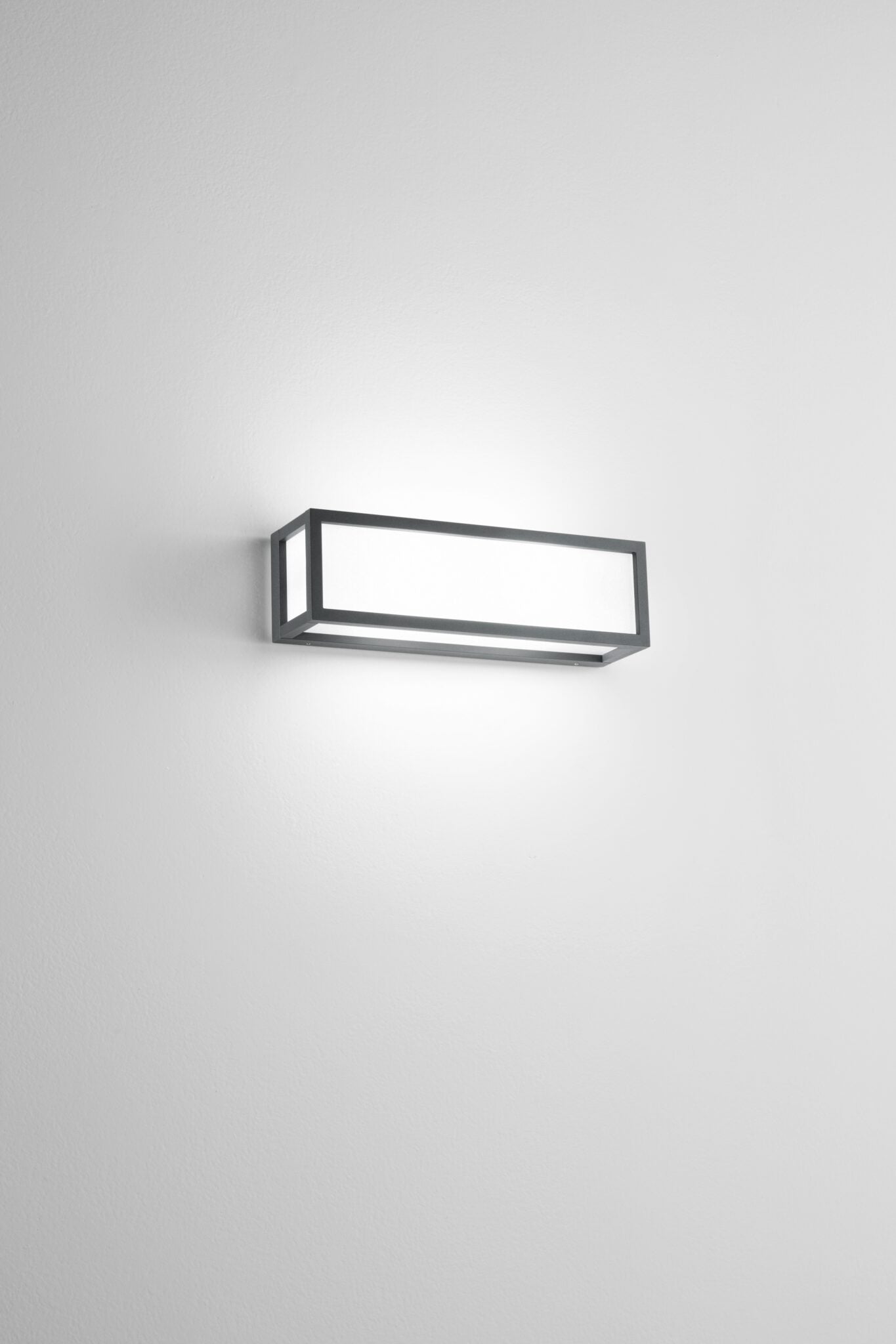 Applique da parete rettangolare per esterno Isyluce Déco Grande colore antracite sabbiato, doppia luce E27, grado di protezione IP54.