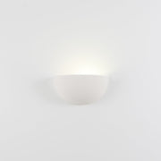 Applique da parete in ceramica bianca tinteggiabile Isyluce 606 QUARTO, luce verso l'alto - Diamantlux