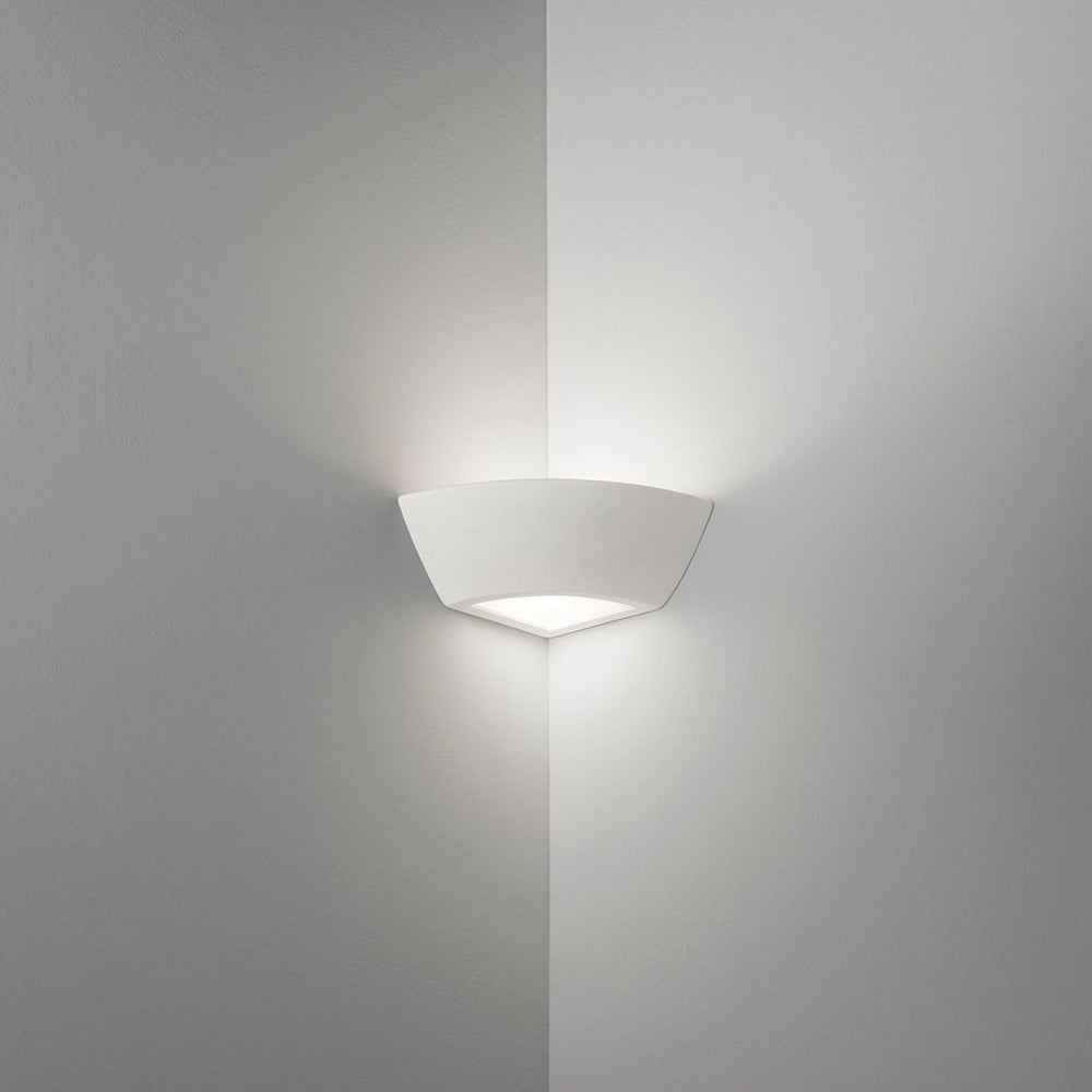 Applique angolare in ceramica bianco tinteggiabile Isyluce 609 ANGOLO