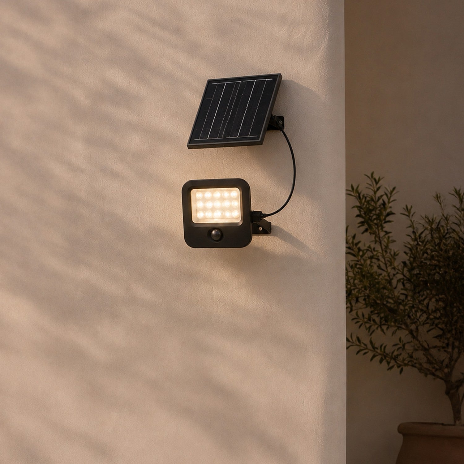 Faro proiettore LED solare Merida vista laterale - Mimotec MI3041